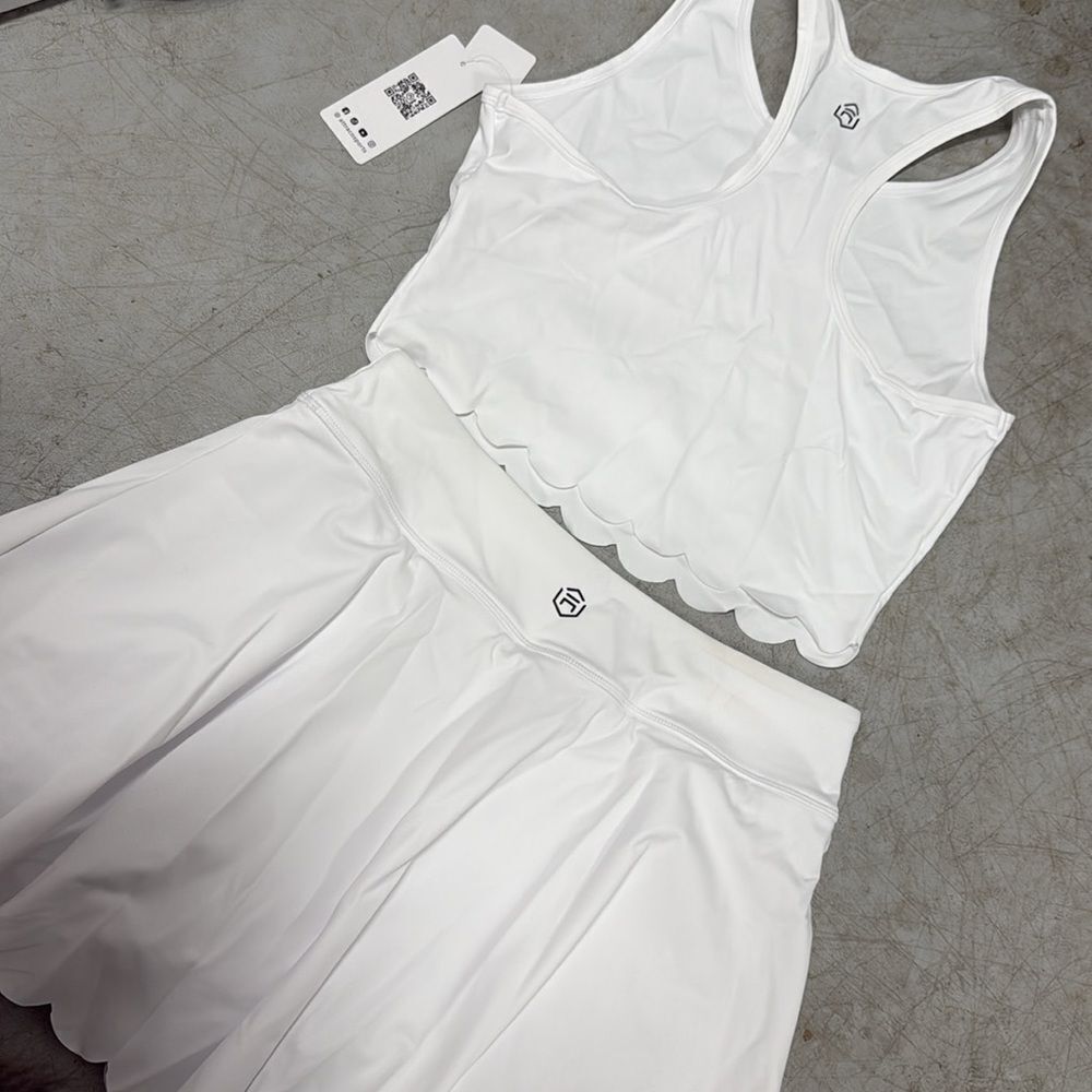 White Scalloped Tank and Skirt Set - Athletic Skort - Size Medium NWT